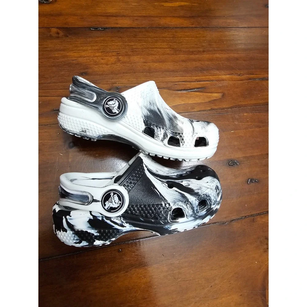 Crocs Classic Marbled Clog Kids Black White Marble Pattern Slip On Shoes 207002
